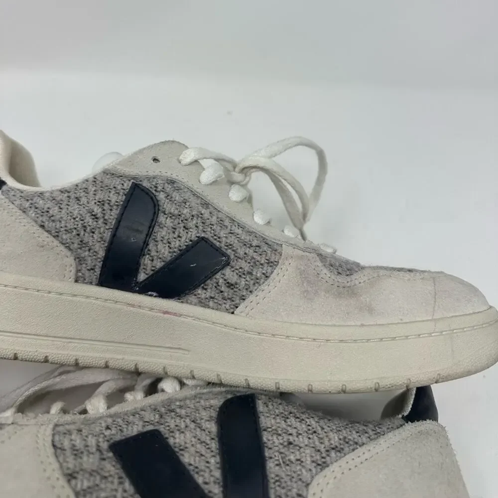 Veja V-10 Flannel Snow Black Sneakers Gray Suede Size 9 Womens Shoes
